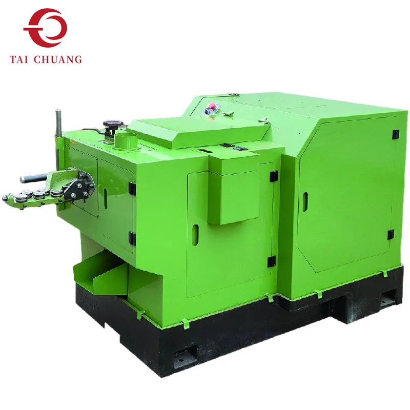 Macchina per l'intestazione dei bulloni